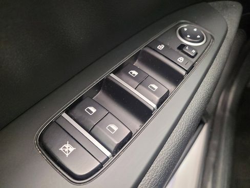 Used 2024 Kia Forte LXS image 27