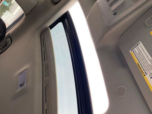 Used 2019 Buick Encore Preferred w/ Safety Package FWD image 19