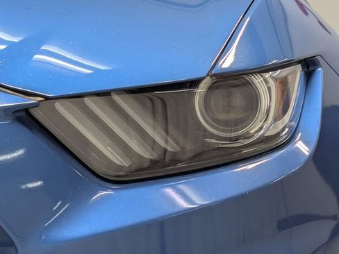 Used 2019 Ford Mustang Shelby GT350 w/ Technology Package RWD image 31