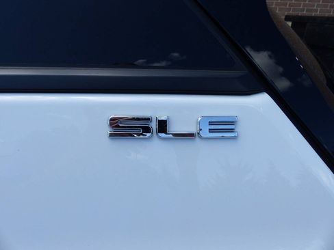 Used 2020 GMC Terrain SLE AWD/4WD image 16