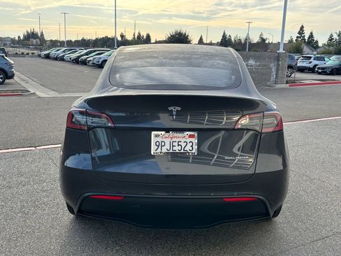 Used 2024 Tesla Model Y Long Range image 6