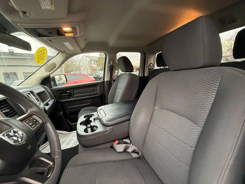 Used 2019 RAM 1500 Express w/ Express Value Package image 16