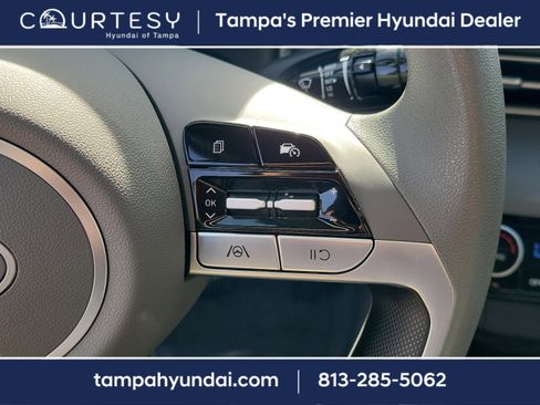 Certified 2025 Hyundai Elantra Blue image 17