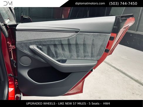 Used 2026 Tesla Model Y AWD image 26