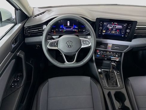 New 2026 Volkswagen Jetta SE image 23