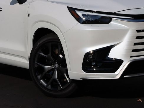 New 2026 Lexus TX 500h 500h F SPORT Performance Premi image 3