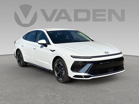 New 2026 Hyundai Sonata SEL image 1