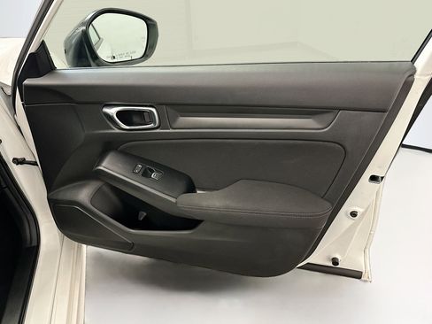 Used 2024 Honda Civic Sport image 32