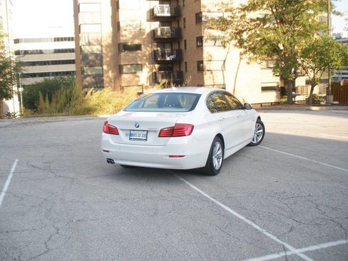 Used 2014 BMW 528i Sedan image 18