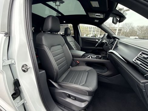 New 2026 Volkswagen Atlas Cross Sport SEL R-Line AWD/4WD image 26