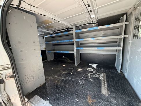 Used 2019 Ford Transit 150 130 Low Roof RWD image 13
