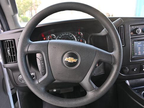 Used 2022 Chevrolet Express 2500 w/ Driver Convenience Package RWD image 14
