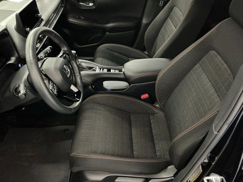 Used 2023 Honda HR-V Sport image 9