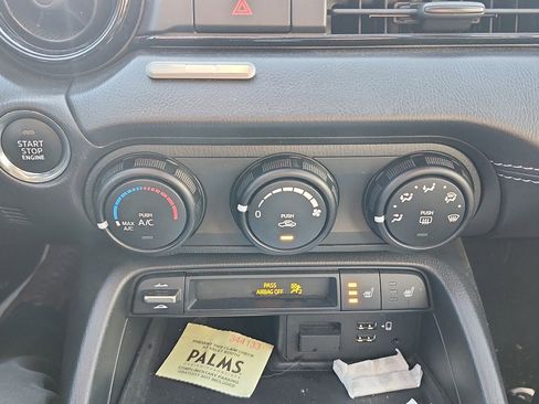 Used 2021 MAZDA MX-5 Miata RF Club image 18