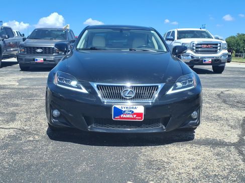 Used 2012 Lexus IS 250 w/ Premium Pkg Value Edition RWD image 2