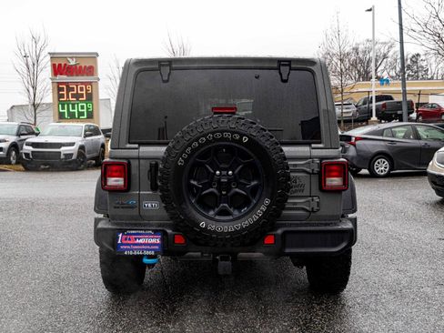 Used 2023 Jeep Wrangler Unlimited w/ Sun & Screen Package image 5