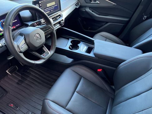 Used 2024 Acura ZDX A-Spec image 6