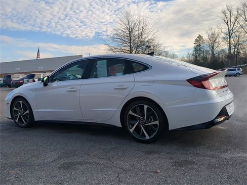 Used 2023 Hyundai Sonata SEL Plus w/ Preferred Accessory Package image 6