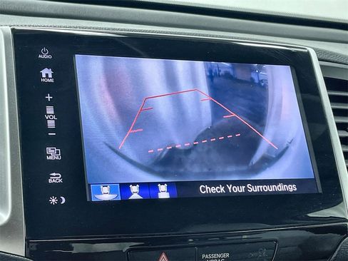 Used 2018 Honda Ridgeline RTL-T image 26