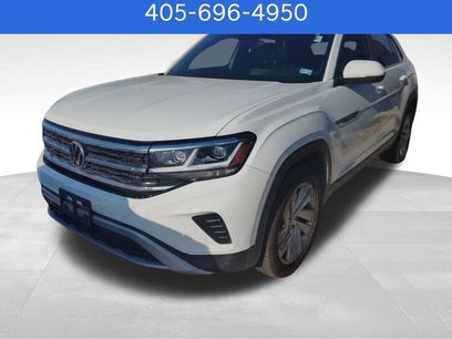 Used 2020 Volkswagen Atlas Cross Sport SE w/ Panoramic Sunroof Package