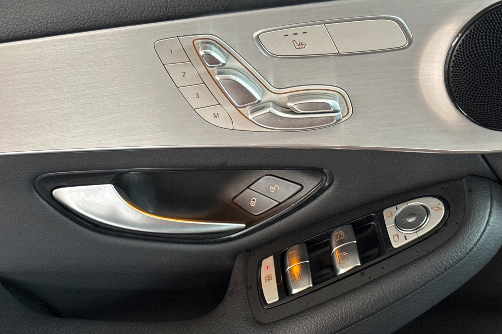 Certified 2021 Mercedes-Benz GLC 300 4MATIC image 11