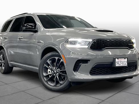 Used 2025 Dodge Durango R/T w/ Blacktop Package image 2