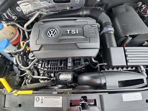 Used 2015 Volkswagen Beetle 1.8T FWD image 23