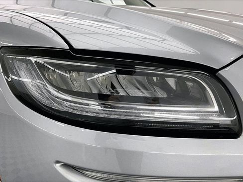 Used 2021 Lincoln Nautilus Reserve w/ Cargo Utility Package image 29