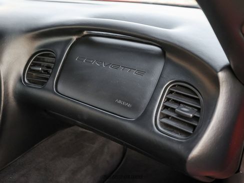 Used 2000 Chevrolet Corvette Coupe w/ Lighting Pkg RWD image 66