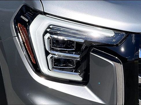Used 2025 GMC Terrain Elevation FWD image 28