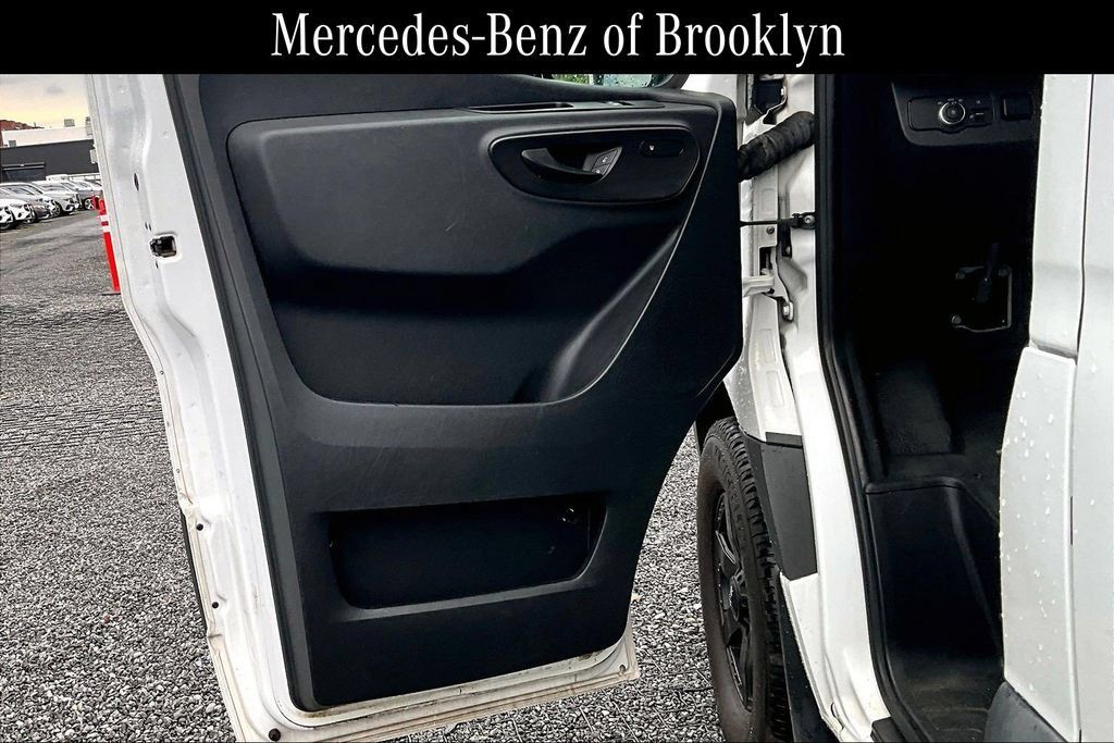 Used 2019 Mercedes-Benz Sprinter 144 image 19