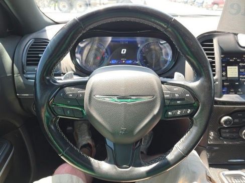 Certified 2023 Chrysler 300 C RWD image 19
