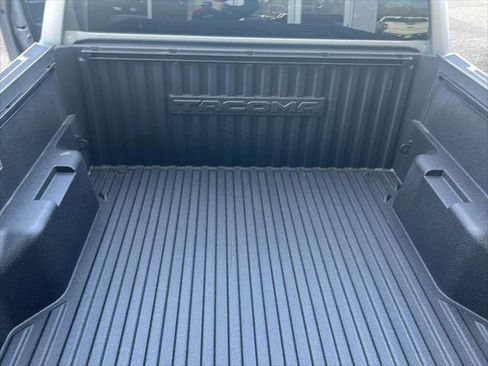 Certified 2024 Toyota Tacoma TRD Off-Road image 25