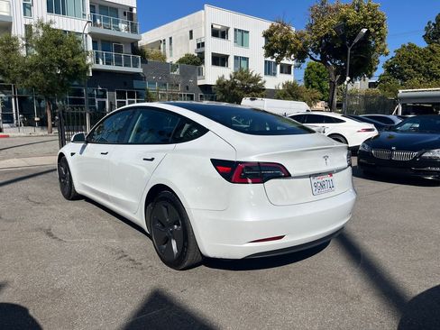 Used 2023 Tesla Model 3 Standard Range RWD image 12