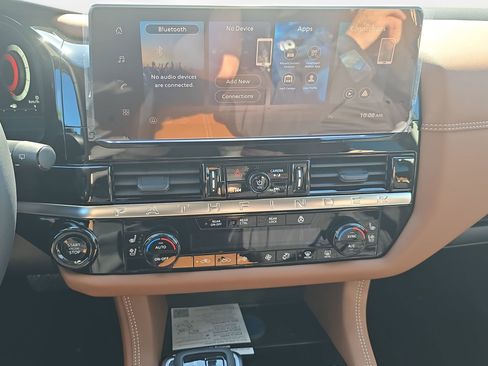 New 2026 Nissan Pathfinder Platinum w/ Cargo Package FWD image 20