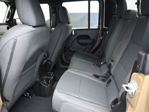 New 2025 Jeep Gladiator Sport image 14