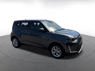 Used 2025 Kia Soul LX w/ LX Technology Package FWD video 2