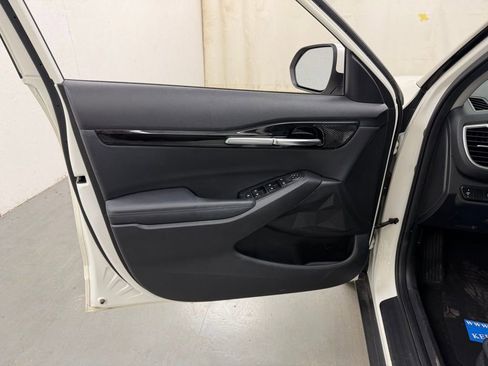 Used 2022 Kia Seltos S image 16