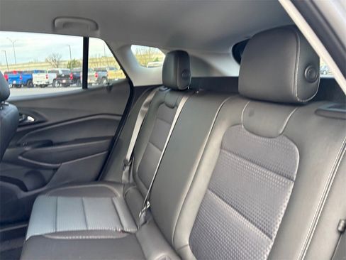 Certified 2026 Chevrolet Trax LT image 30