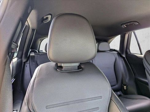 Used 2023 Mercedes-Benz GLC 300 image 14