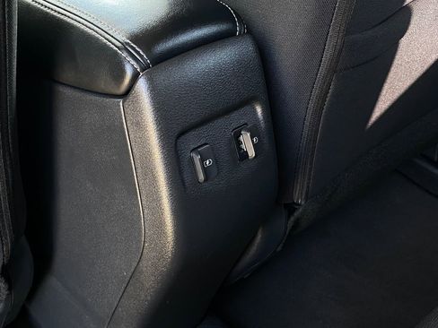 Used 2023 Nissan Kicks SV image 27