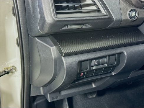 Used 2023 Subaru Crosstrek 2.0i Premium image 10