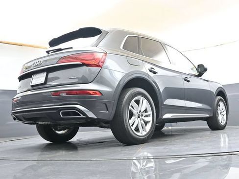 Used 2024 Audi Q5 2.0T Premium w/ Convenience Package AWD/4WD image 34