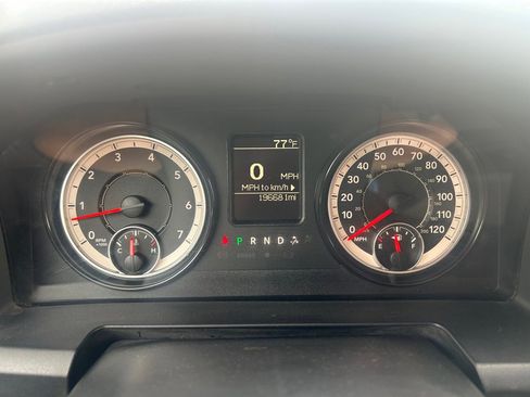 Used 2017 RAM 1500 Express image 17