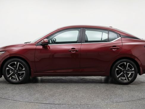 Used 2025 Nissan Sentra SV FWD image 5