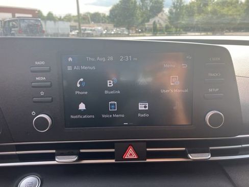 Used 2023 Hyundai Elantra SEL w/ Cargo Package FWD image 24