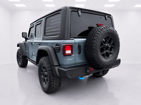 Used 2024 Jeep Wrangler Unlimited AWD/4WD image 9
