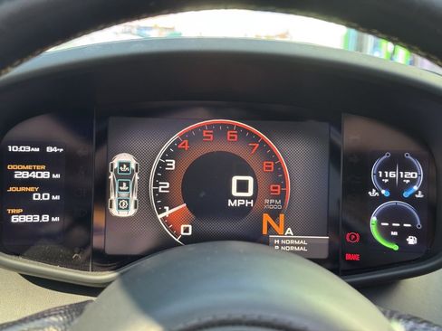 Used 2017 McLaren 570S image 20