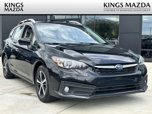 Used 2023 Subaru Impreza Premium image 1