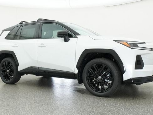 New 2026 Toyota RAV4 XSE AWD/4WD image 9